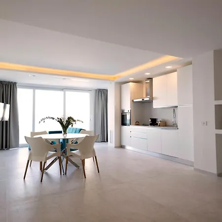 Apartment Calammare - Luxury With And Gym -