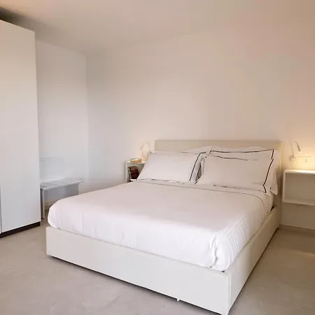 Calammare - Luxury With And Gym - *