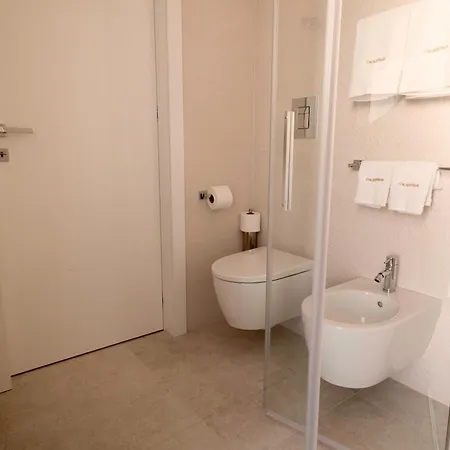 Calammare - Luxury With And Gym - Apartment